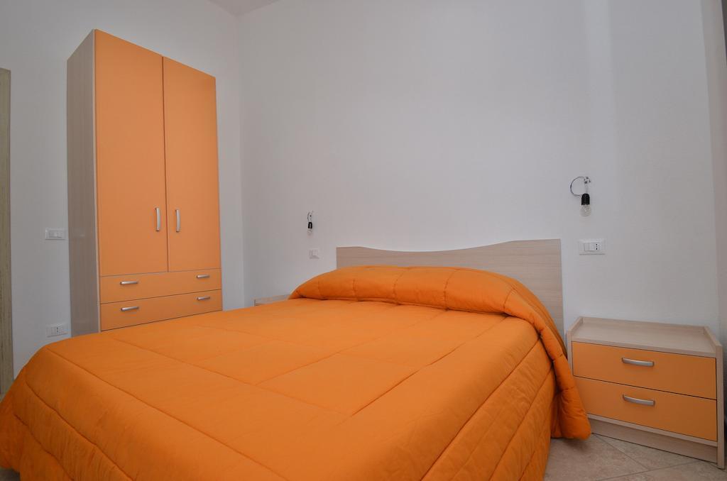 Ferienwohnung Residenze Gli Ulivi Orosei Zimmer foto